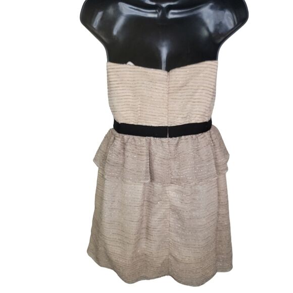 BCBGeneration Nwt peplum cocktail party dress size 12 - Picture 2 of 9